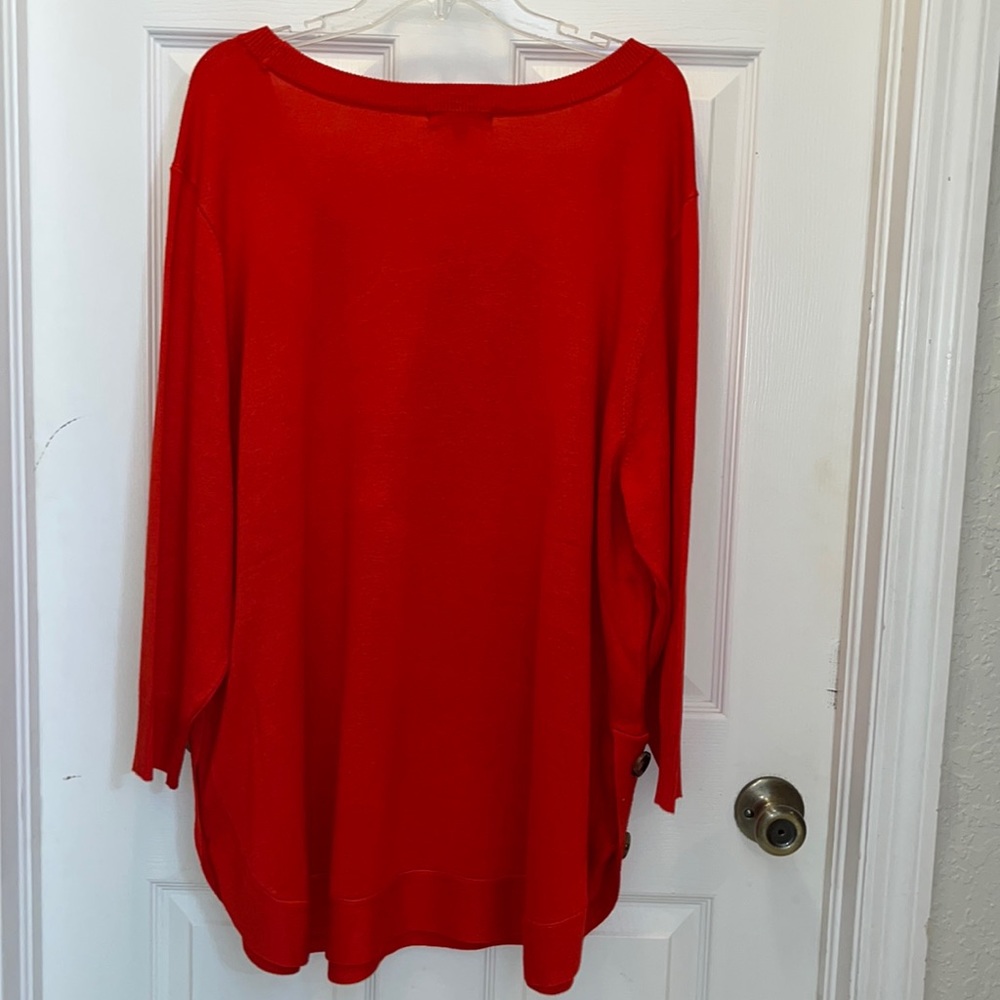 Red plus size pullover sweater - Picture 4 of 6